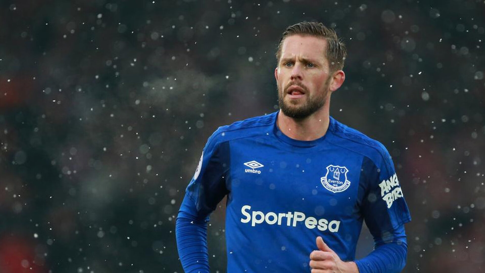 从加拿大打穿希腊到金玟哉的防守艺术，一场现代足球的战术教科书