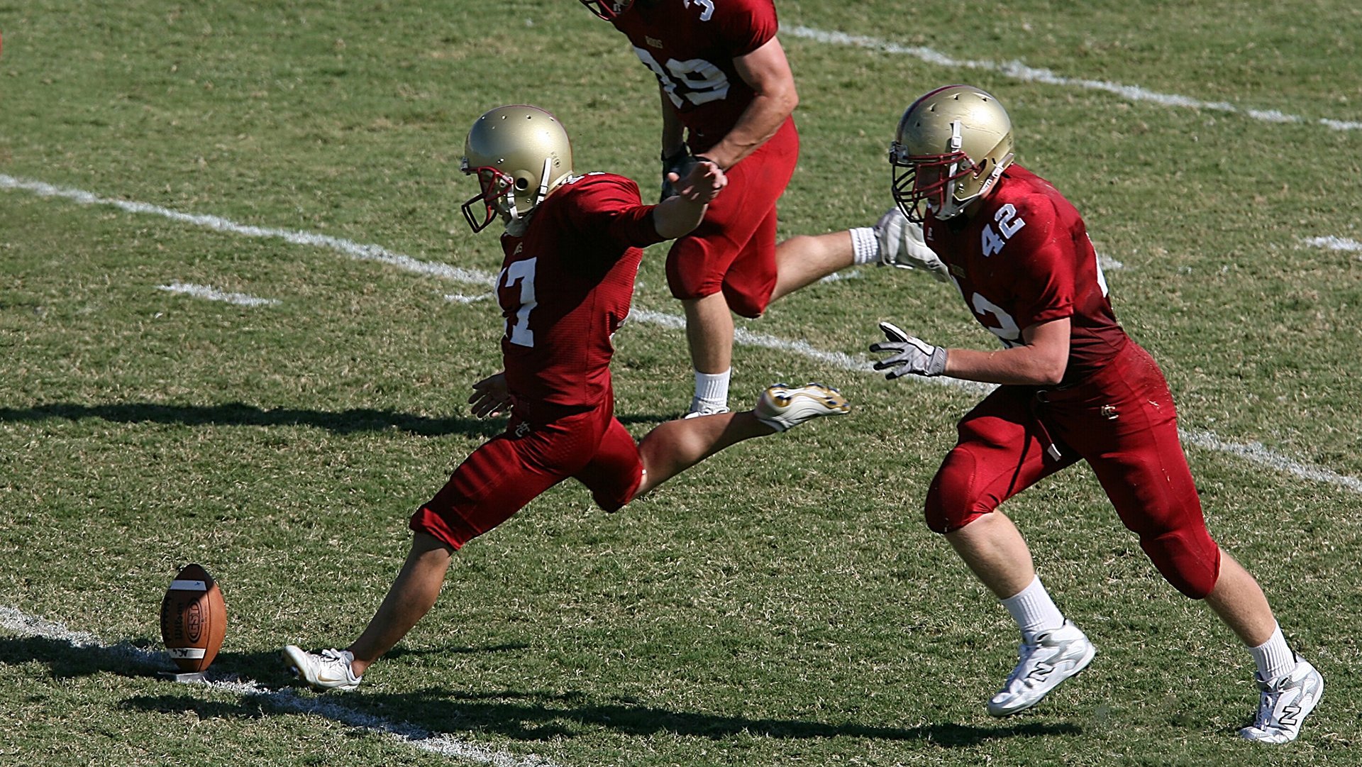 英超争冠之夜,楚阿梅尼用实力证明自己
