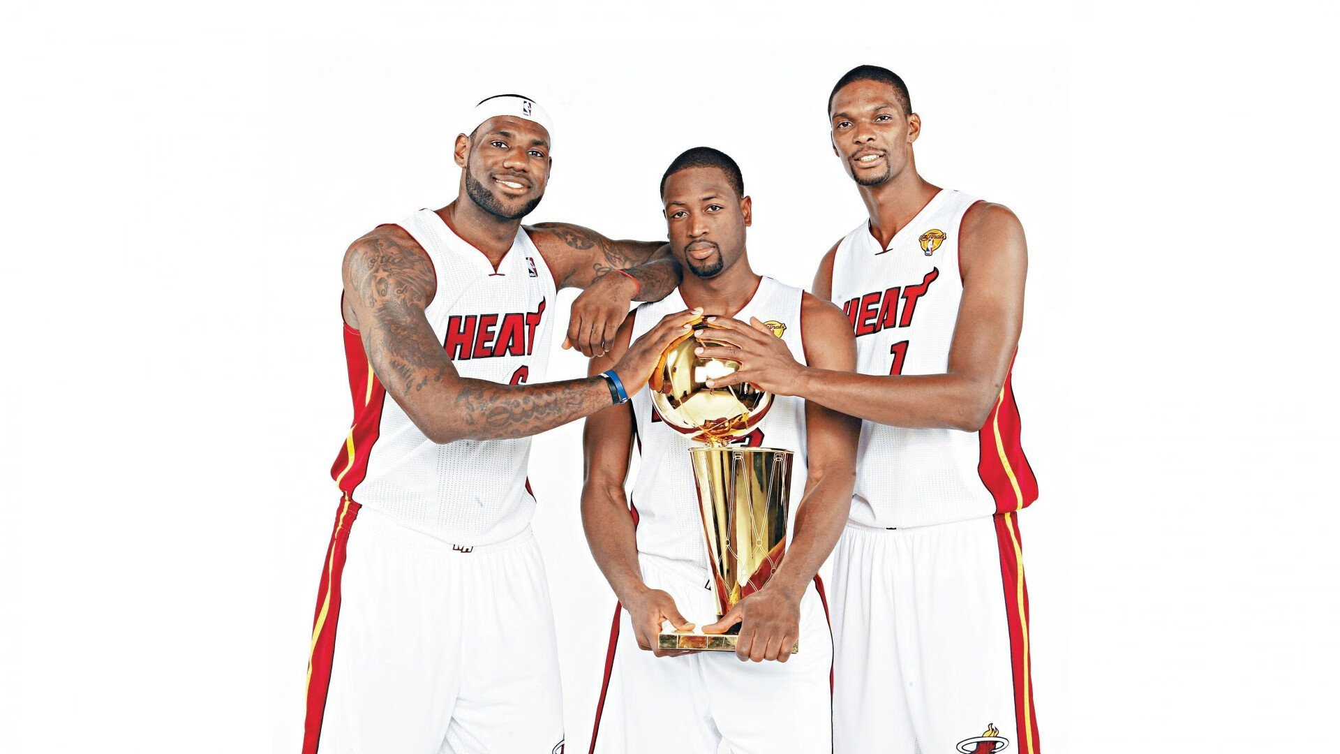 瑞典队完胜波兰队,许昕扛起全队的背后,是团队与个人英雄主义的完美交响