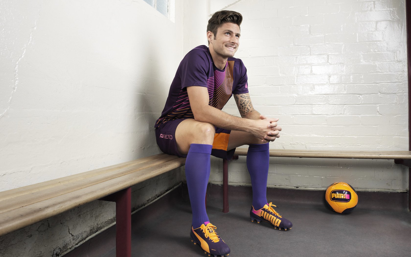 绝境中的双星闪耀，葡萄牙逆转波兰，王皓惊艳世界